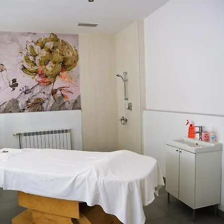 Spacious Sleeps 4 In Flora Main Building 706a Apartamento *