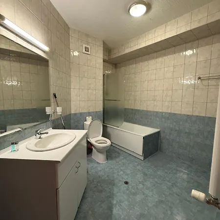 Spacious Sleeps 4 In Flora Main Building 706a Apartment Borovets