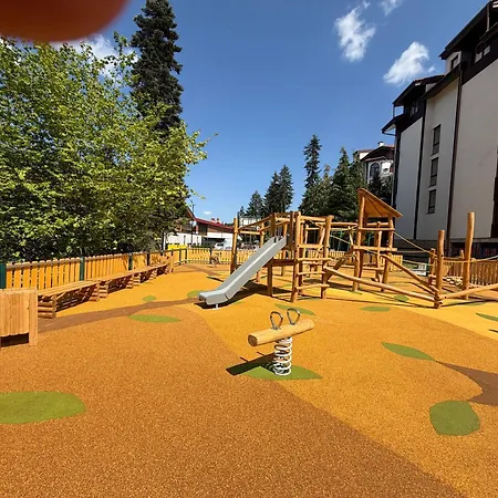 Spacious Sleeps 4 In Flora Main Building 706a Apartamento Borovets