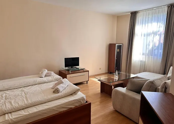 Spacious Sleeps 4 In Flora Main Building 706a Apartamento *