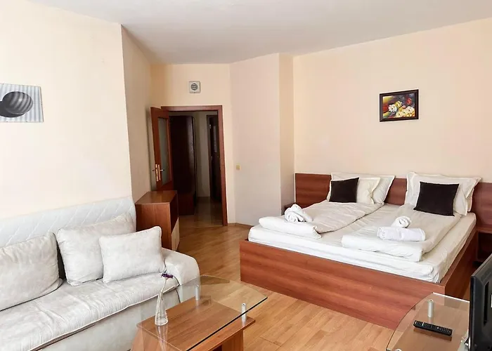 Apartamento Spacious Sleeps 4 In Flora Main Building 706a