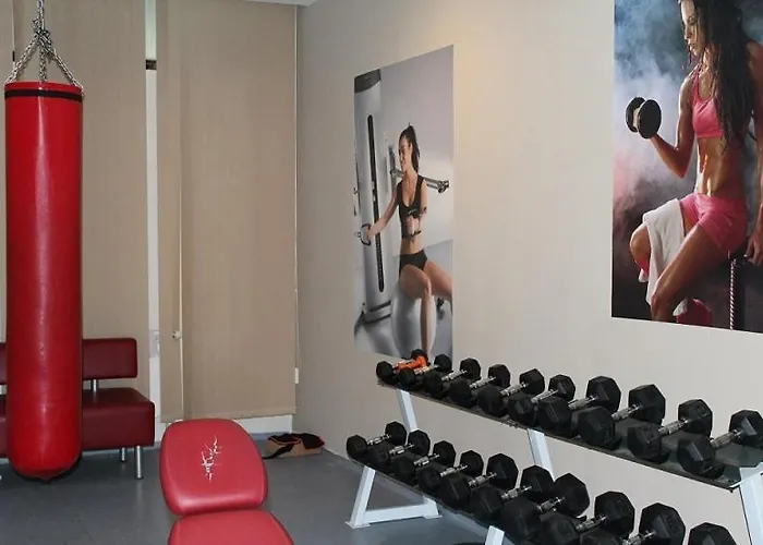 Apartamento Spacious Sleeps 4 In Flora Main Building 706a