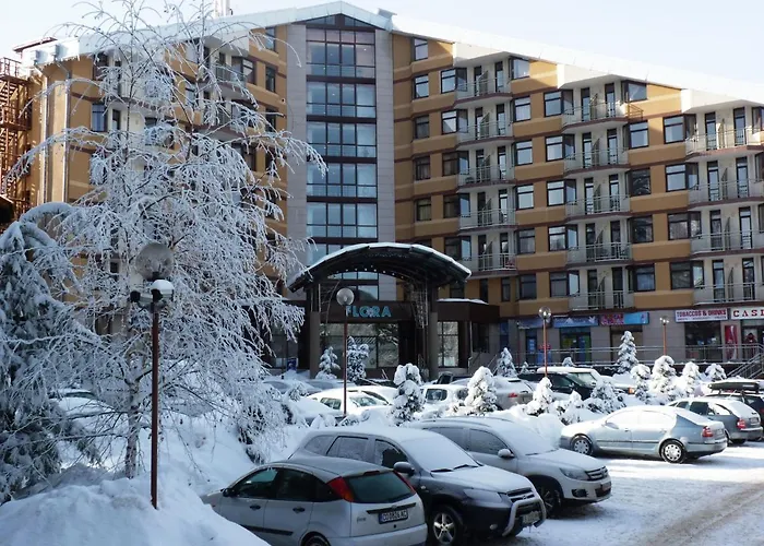 Spacious Sleeps 4 In Flora Main Building 706a Apartamento Borovets