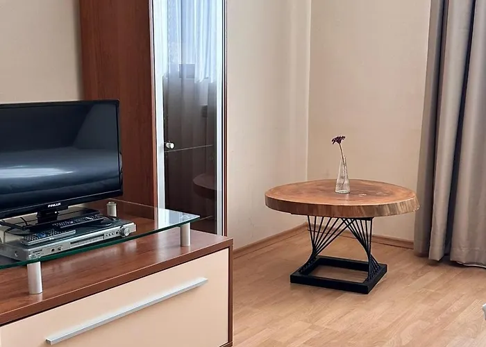 Spacious Sleeps 4 In Flora Main Building 706a Apartamento *