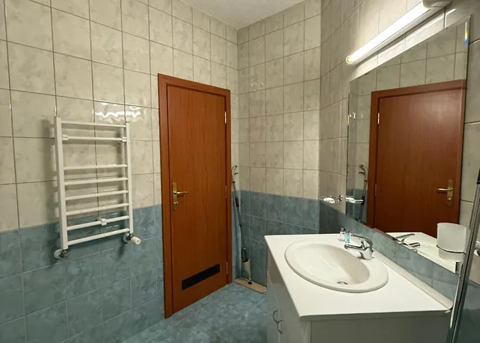 Apartamento Spacious Sleeps 4 In Flora Main Building 706a *